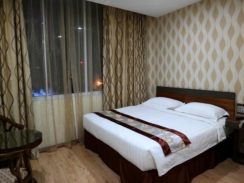 Nova Kuching Hotel Dış mekan fotoğraf