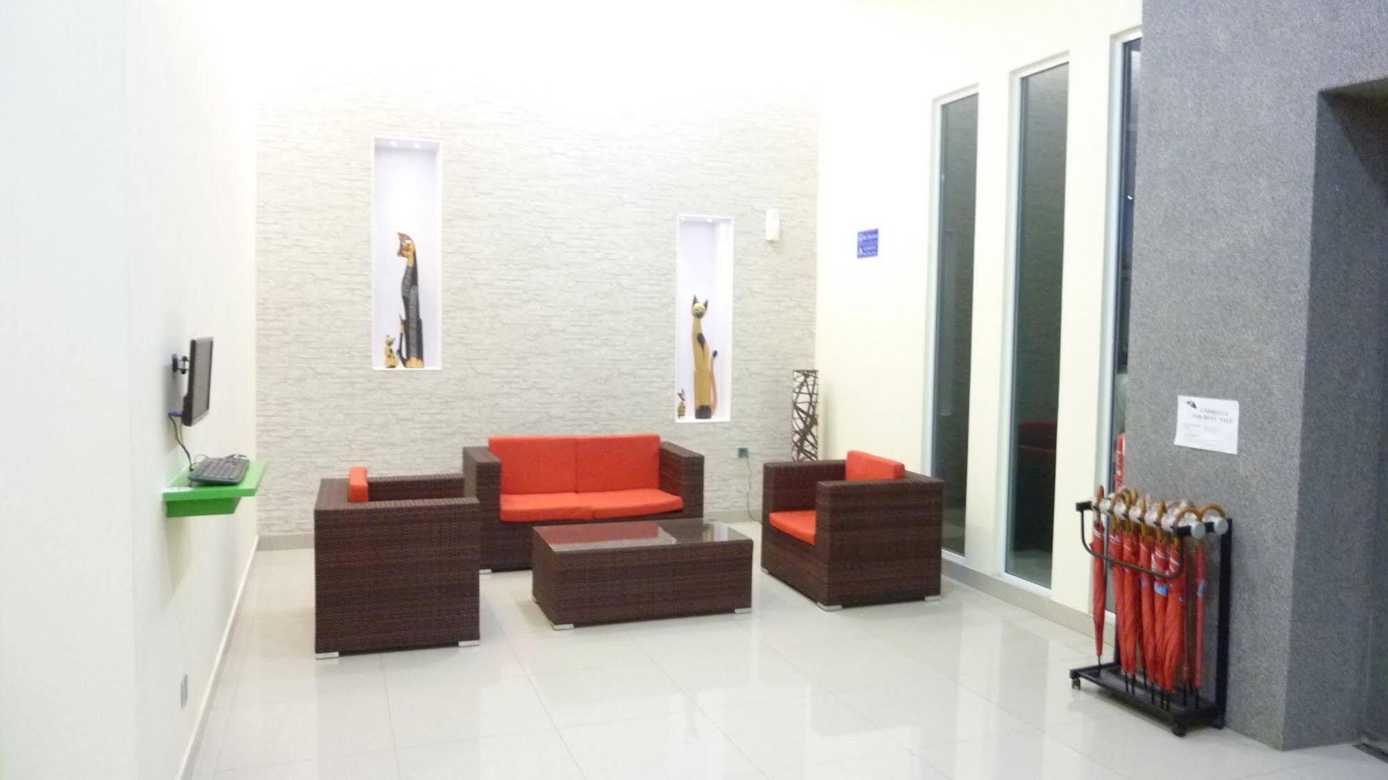 Nova Kuching Hotel Dış mekan fotoğraf