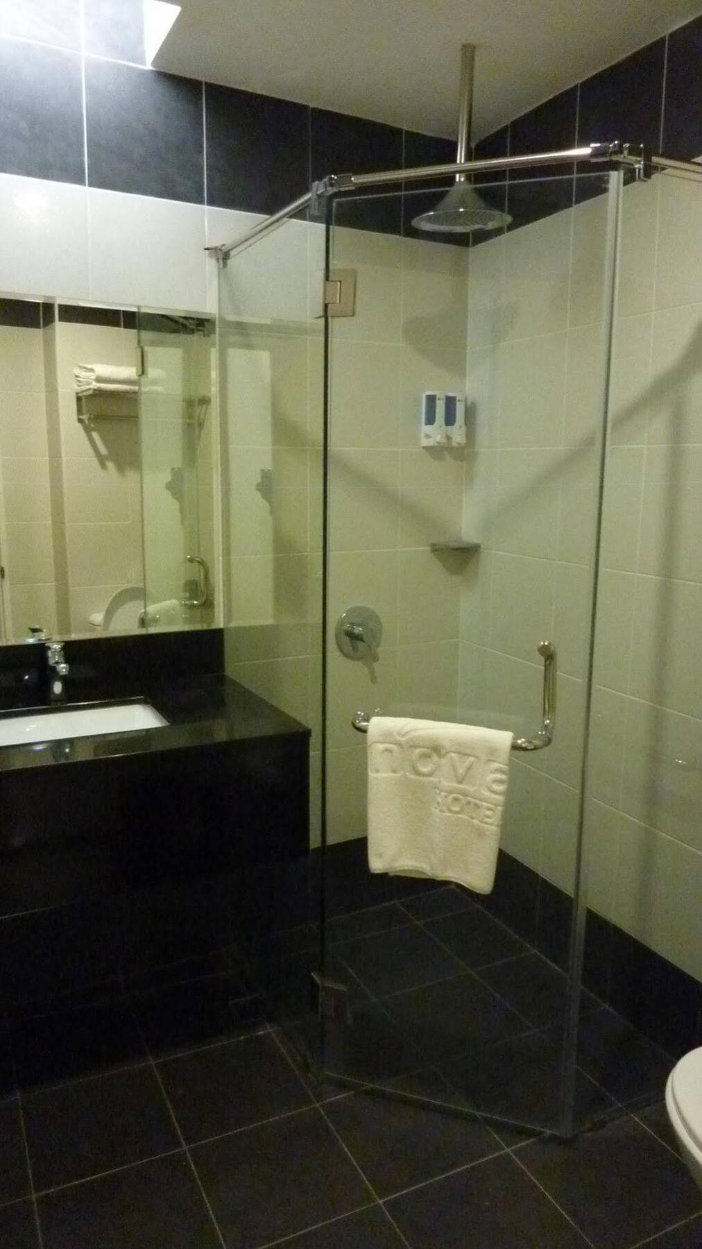 Nova Kuching Hotel Dış mekan fotoğraf