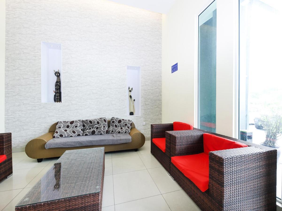 Nova Kuching Hotel Dış mekan fotoğraf