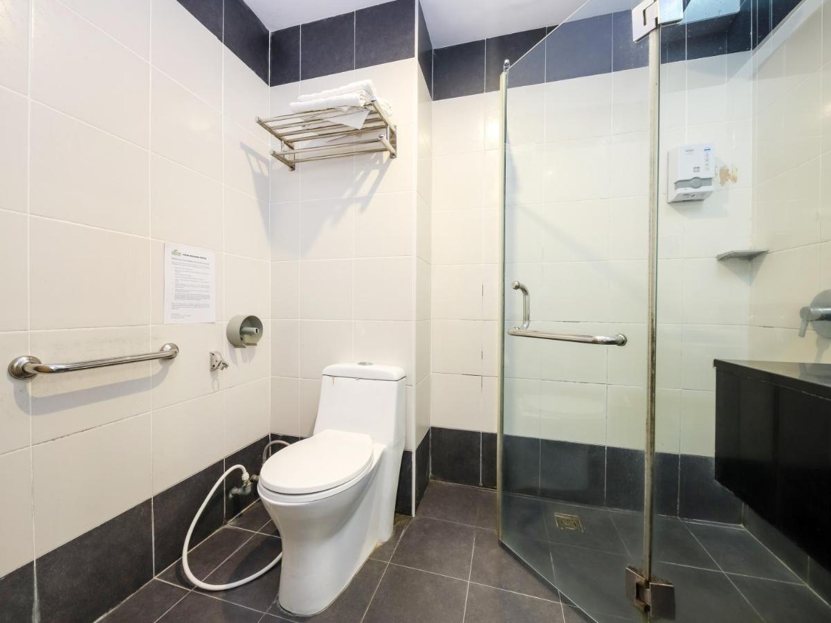 Nova Kuching Hotel Dış mekan fotoğraf