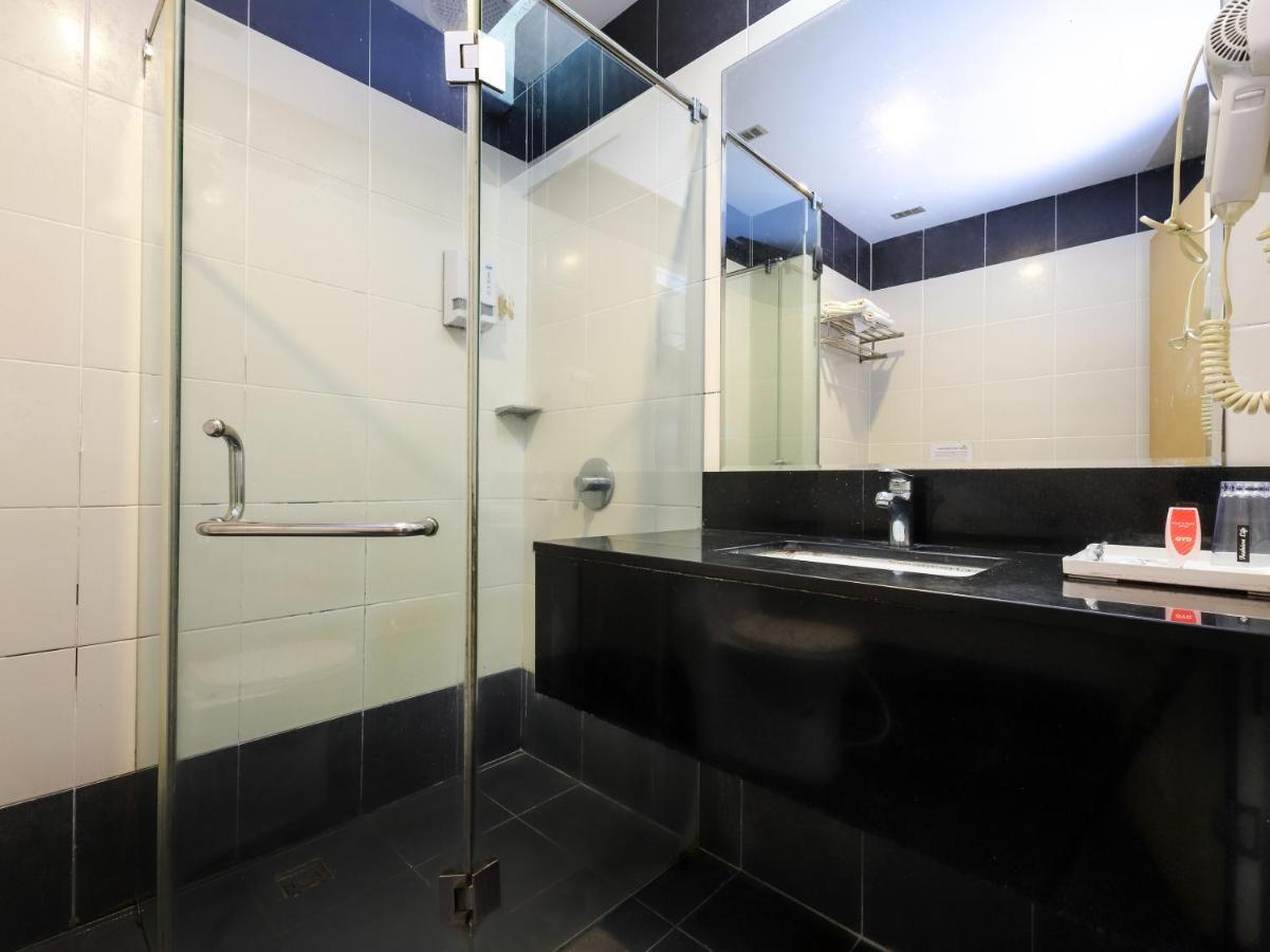 Nova Kuching Hotel Dış mekan fotoğraf